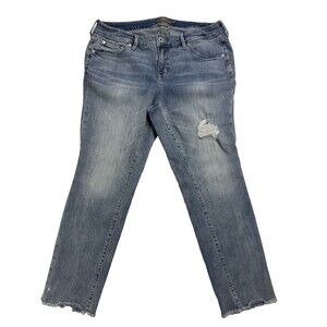 Torrid Crop Boyfriend Jeans Womens 14 Medium Wash Distressed Raw Hem Stretch Den